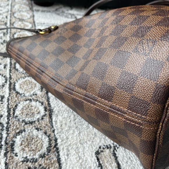 Louis Vuitton Neverfull Damier Ebene MM - Picture 5 of 12